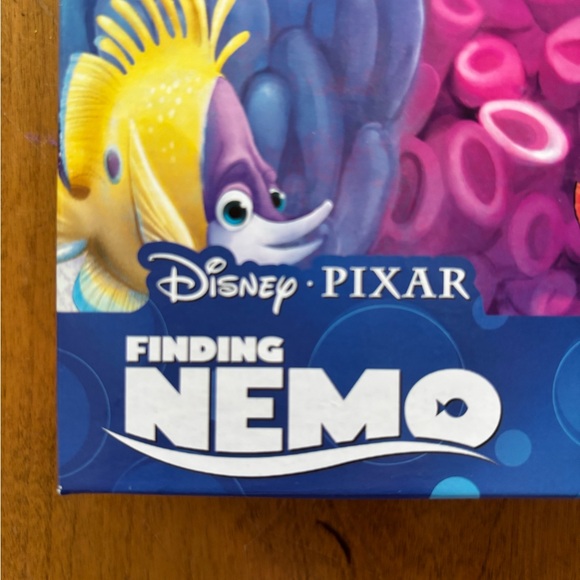 Finding Nemo Puzzle - Blue and Orange - Picture 2 of 7